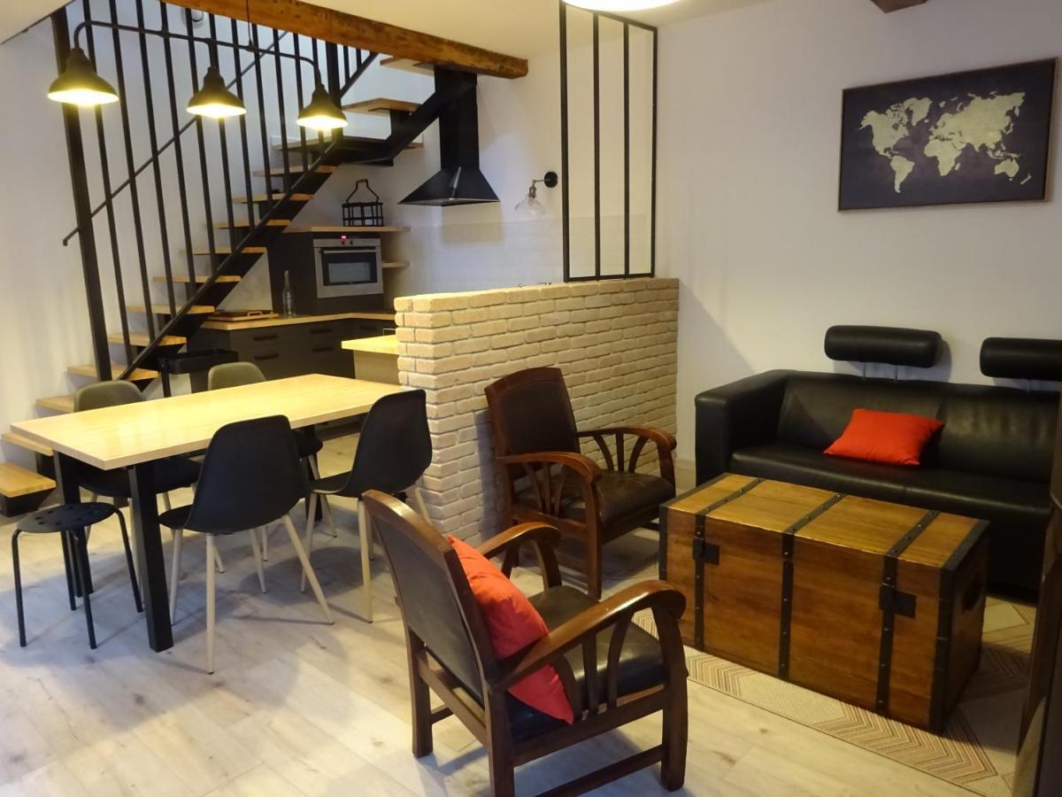 Chatte : Agreable Maison De Rue Ngoại thất bức ảnh